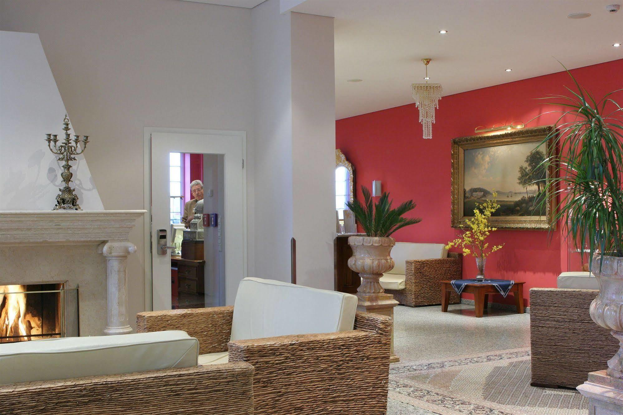 פוטבוס Hotel Badehaus Goor מראה חיצוני תמונה